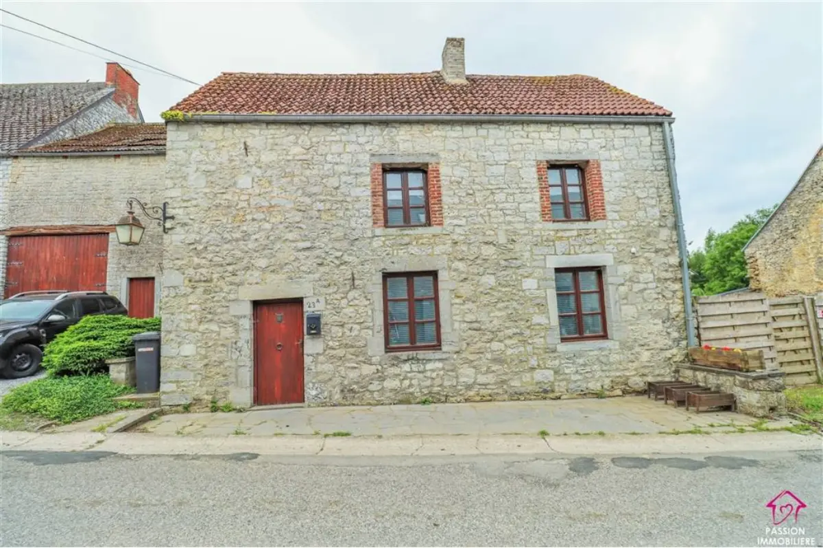 Maison à vendre à Jamiolle 5600 135000.00€ 2 chambres 126.00m² - annonce 695075