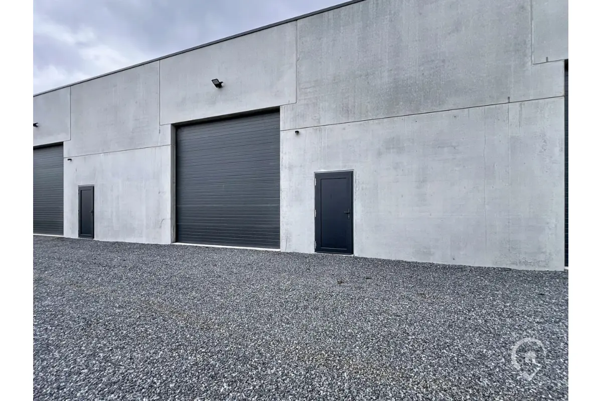 Commerce à louer à Dinant 5500 700.00€  chambres m² - annonce 699252