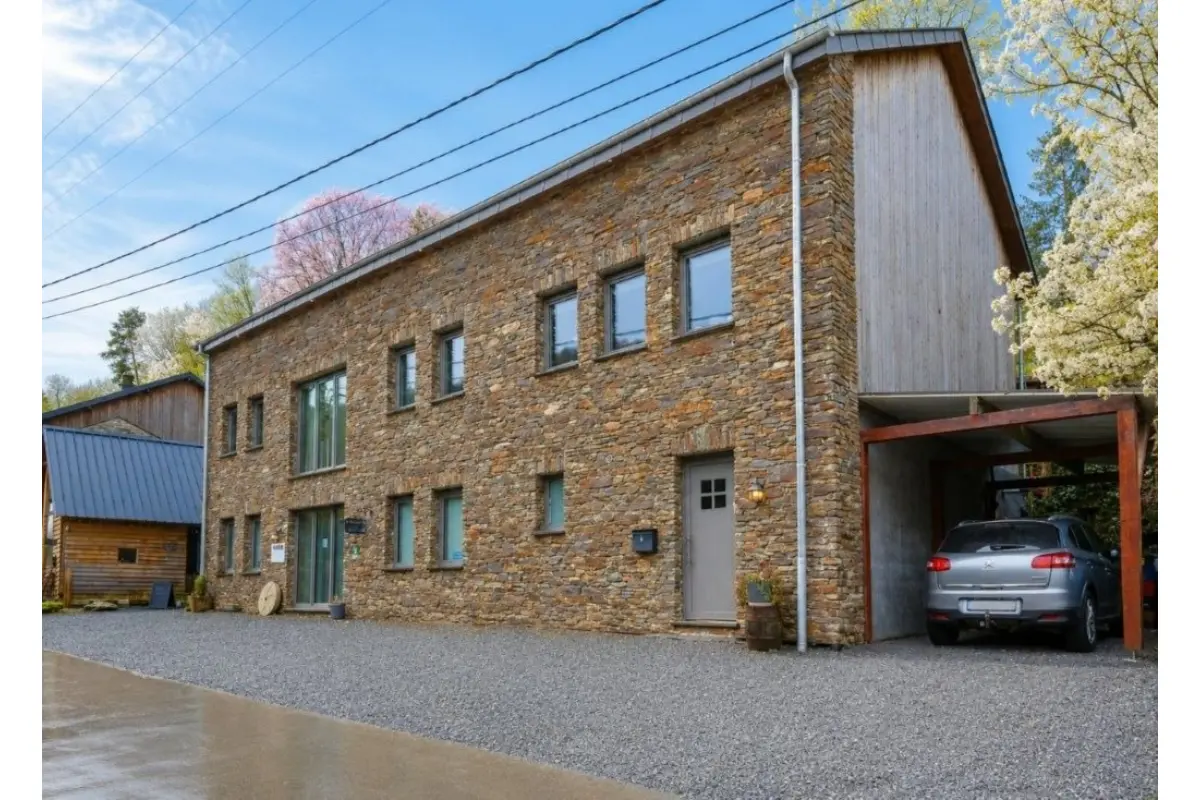 Maison à  à Mouzaive 5550 640000.00€ 8 chambres 400.00m² - annonce 699022