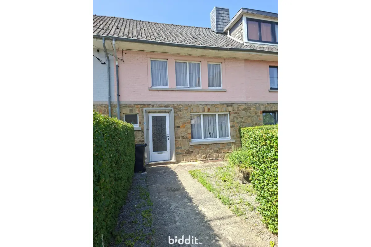 Maison à vendre à Ciney 5590 90000.00€ 3 chambres m² - annonce 699973