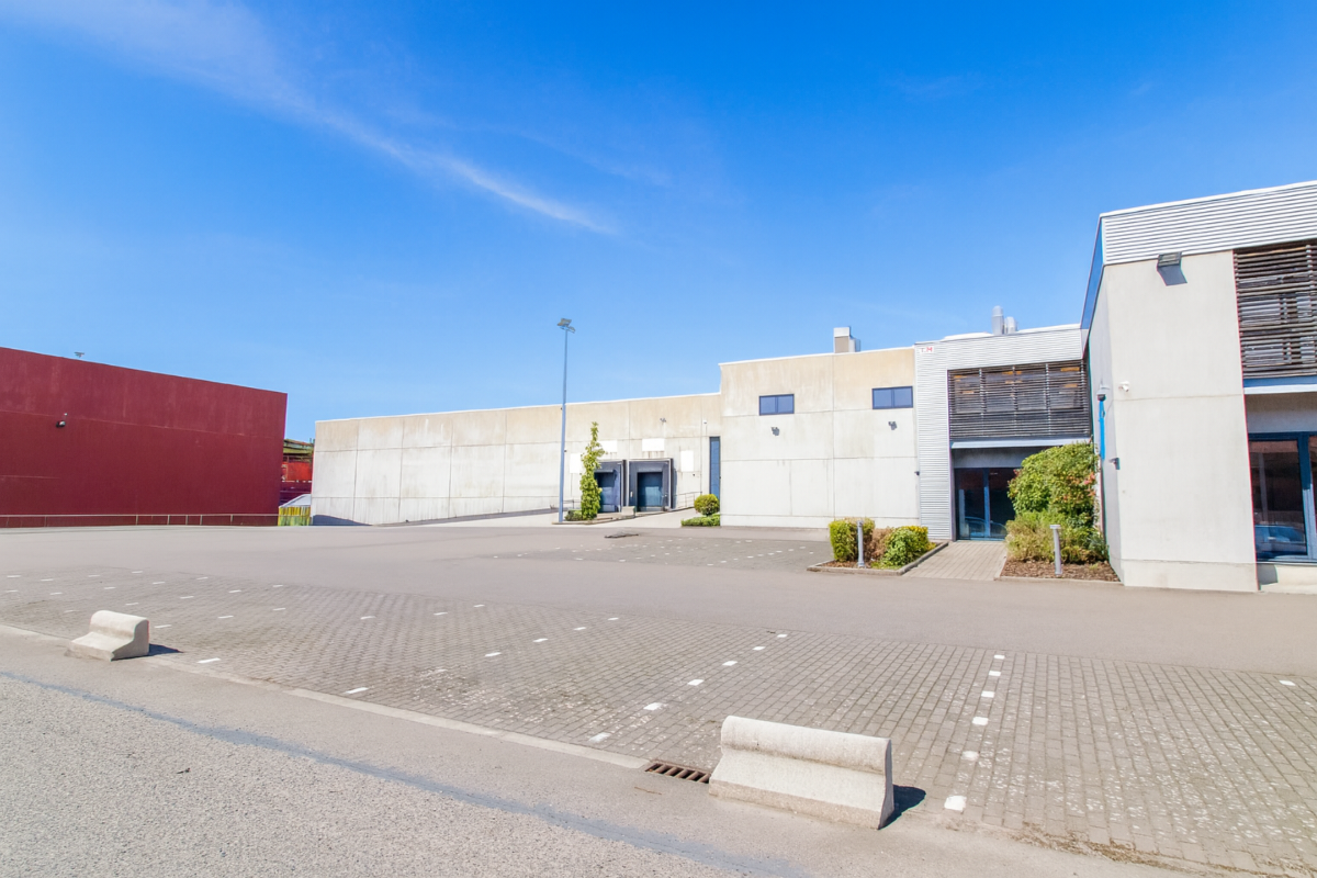 Commerce à vendre à Gembloux 5030 5000000.00€  chambres 4900.00m² - annonce 703634