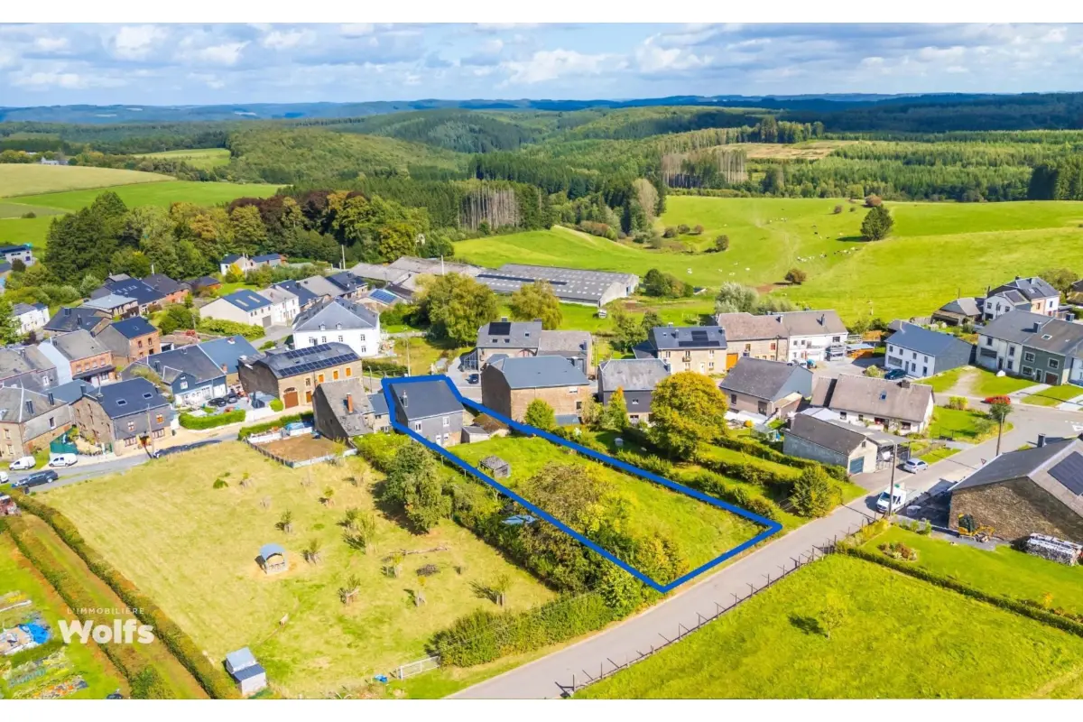 Maison à vendre à Vresse-sur-Semois 5550 300000.00€ 5 chambres 311.00m² - annonce 704042