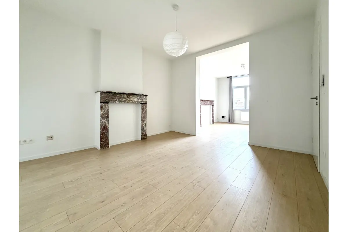 Appartement à louer à Jambes 5100 750.00€ 1 chambres 45.00m² - annonce 706980