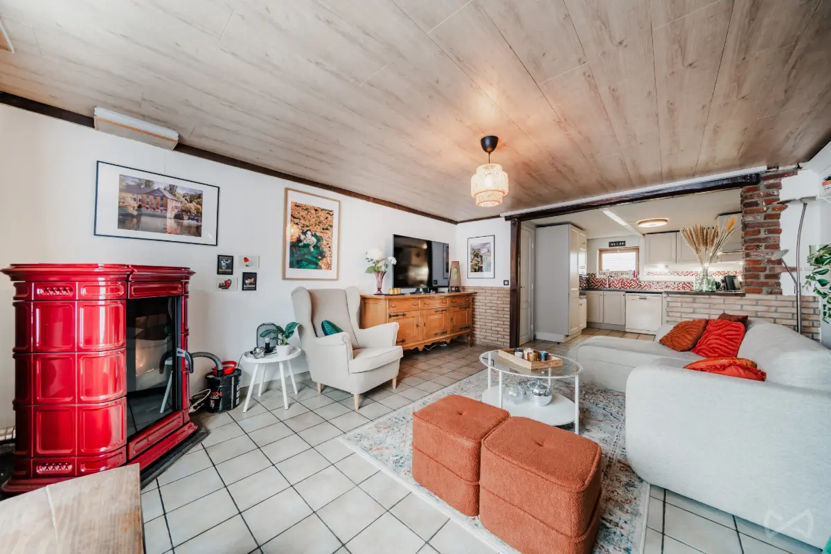 Maison à vendre à Sautour 5600 217000.00€ 4 chambres 175.00m² - annonce 749553