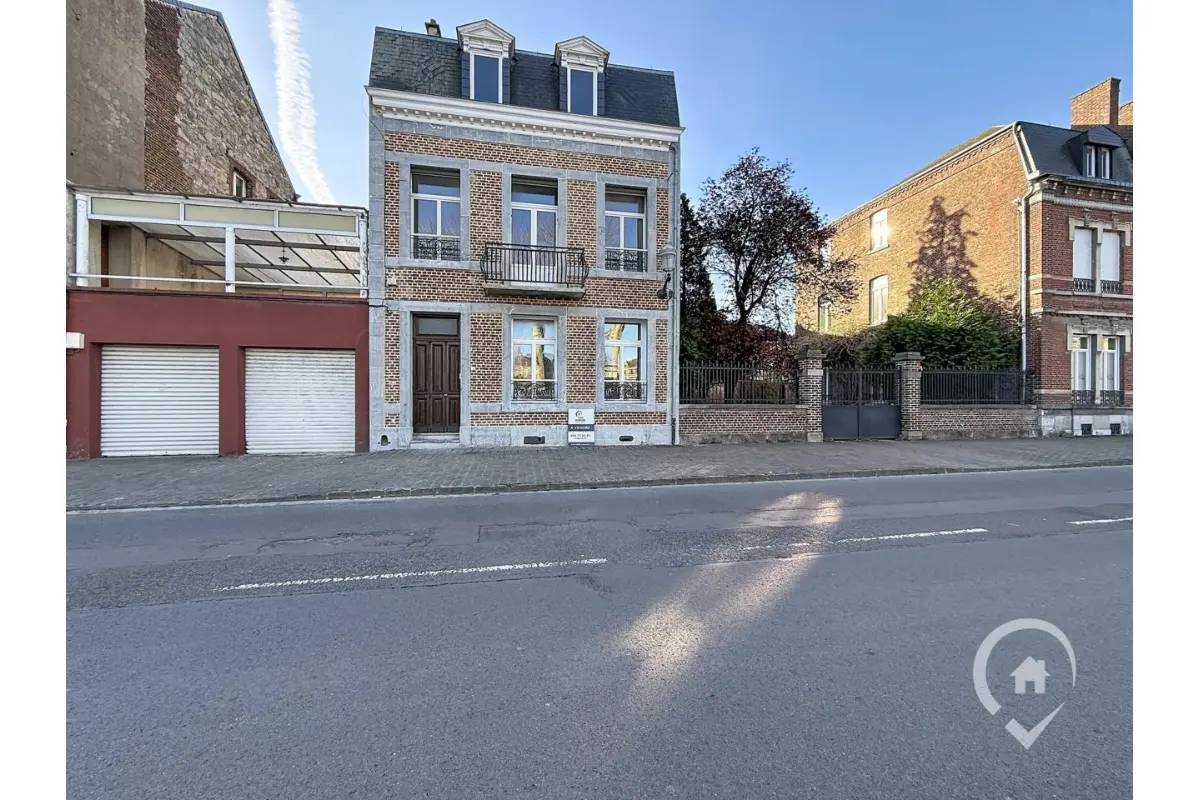 Maison à vendre à Beauraing 5570 285000.00€ 5 chambres 175.00m² - annonce 713854