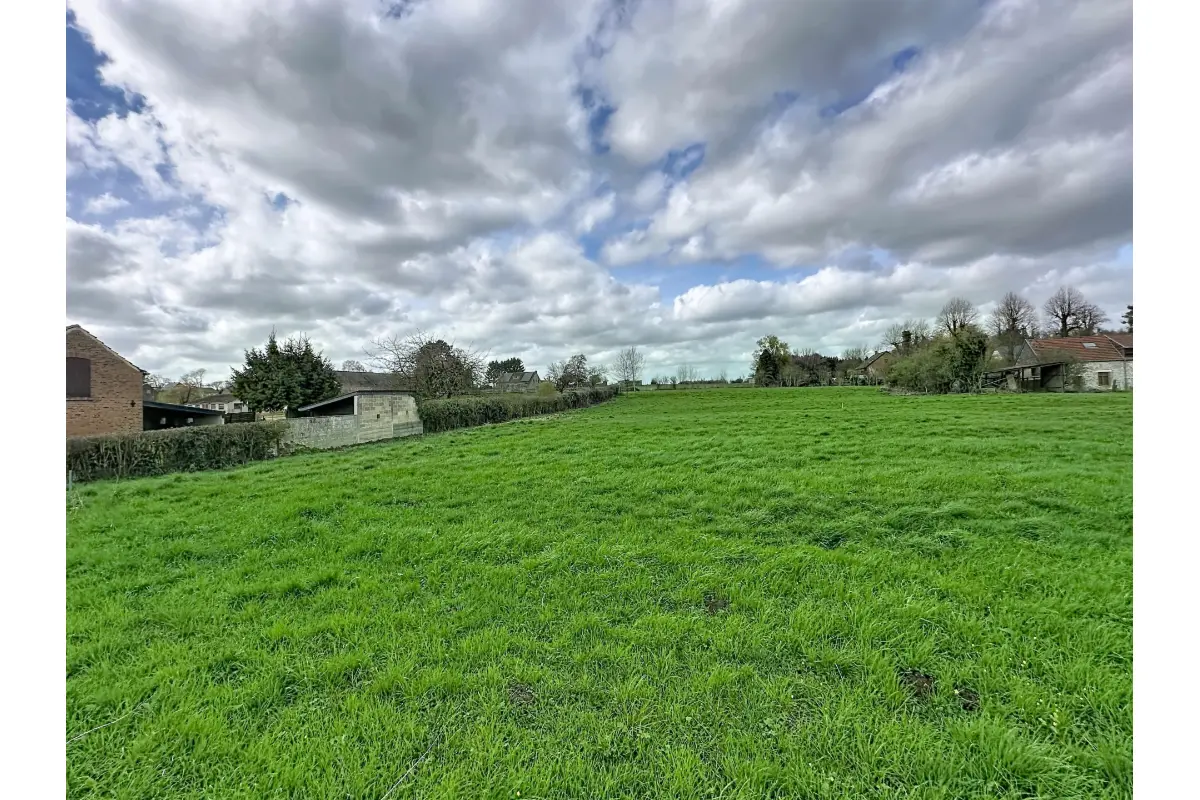 Terrain à vendre à Suarlée 5020 129000.00€  chambres m² - annonce 716062