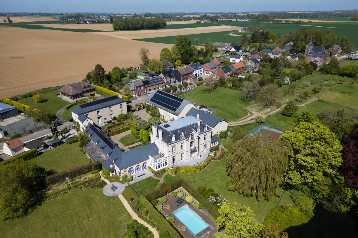 Maison à vendre à Eghezée 5310 0.00€ 7 chambres 1025.00m² - annonce 717517