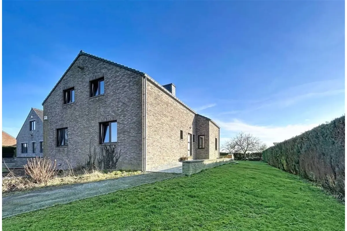 Maison à vendre à Achène 5590 399000.00€ 4 chambres 213.00m² - annonce 717331