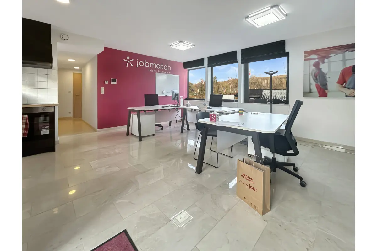 Commerce à louer à Wépion 5100 750.00€  chambres 50.00m² - annonce 720581