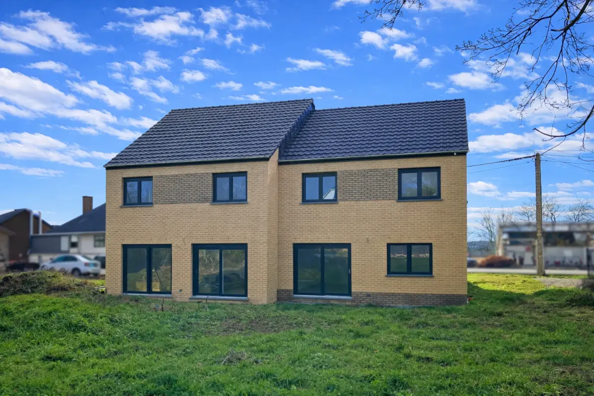 Maison à vendre à Bois-de-Villers 5170 298000.00€ 3 chambres 199.00m² - annonce 721305