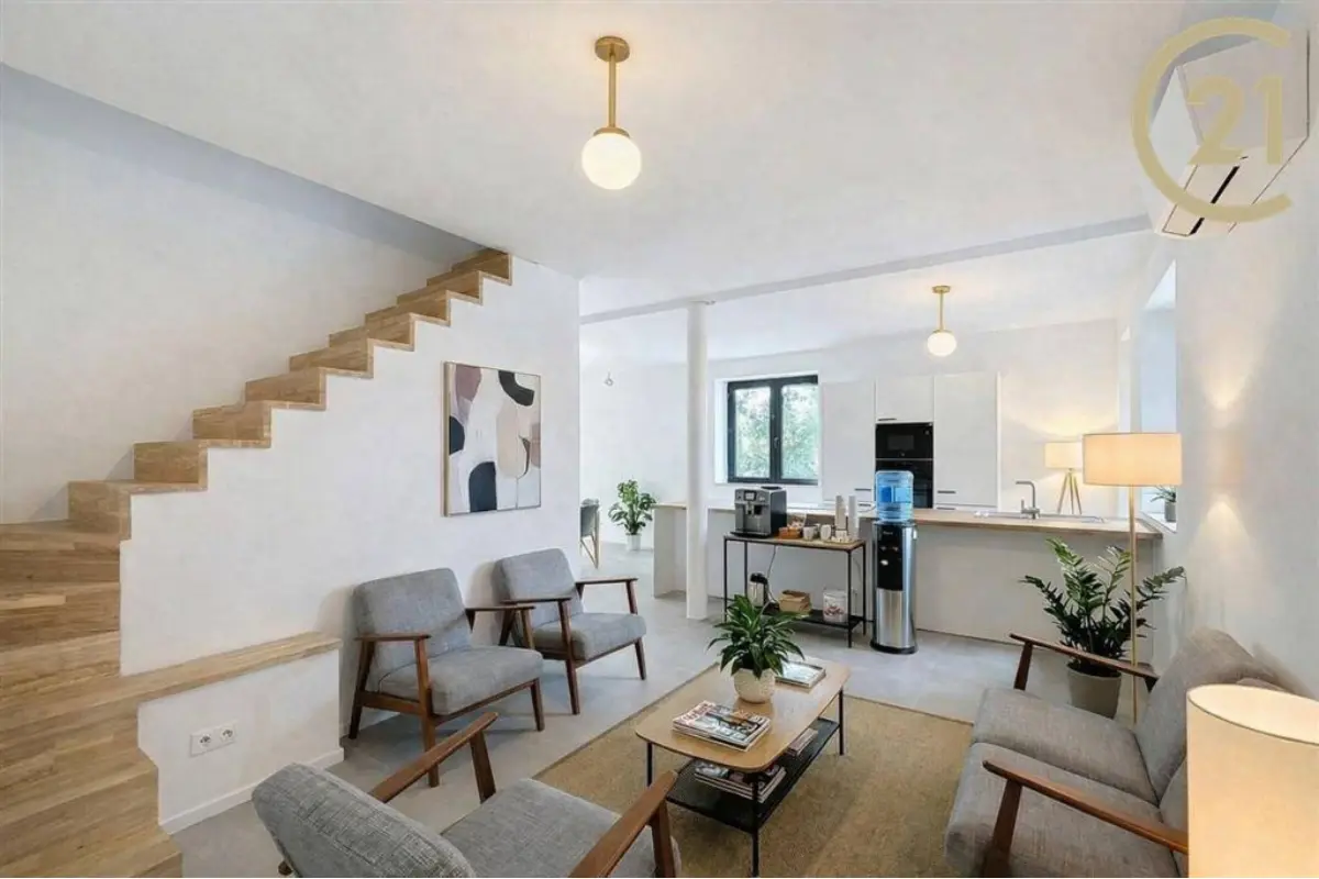 Commerce à vendre à Namur 5000 340000.00€ 3 chambres 143.00m² - annonce 721252