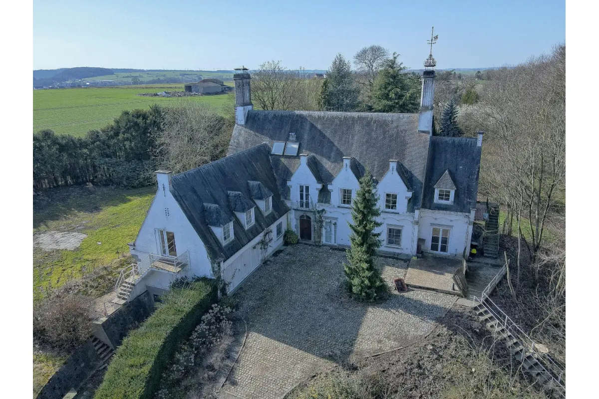 Immeuble de rapport - Immeuble à appartement à vendre à Thy-le-Château 5651 799000.00€ 6 chambres 500.00m² - annonce 721954