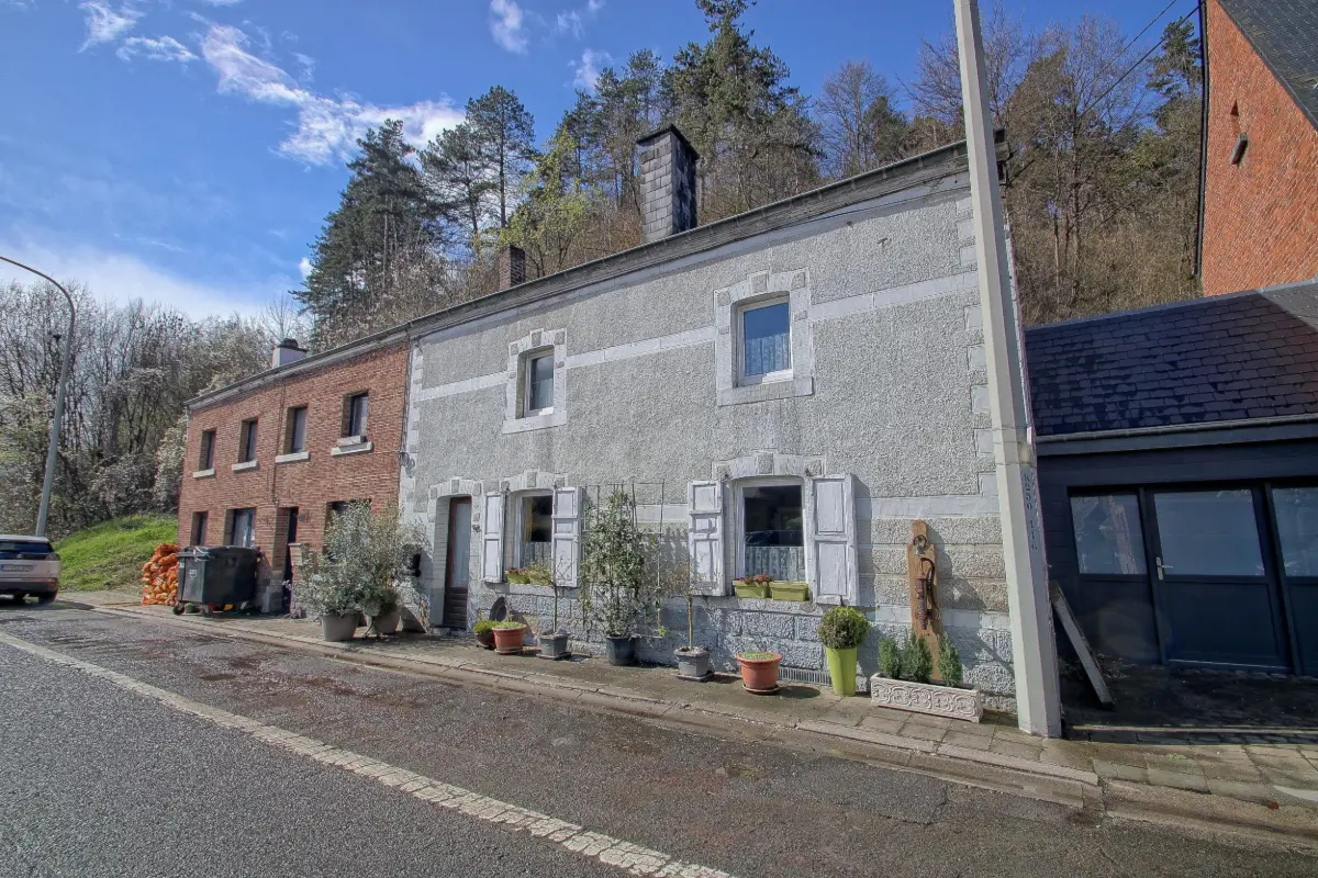 Maison à vendre à Jemelle 5580 90000.00€ 3 chambres 122.00m² - annonce 721970