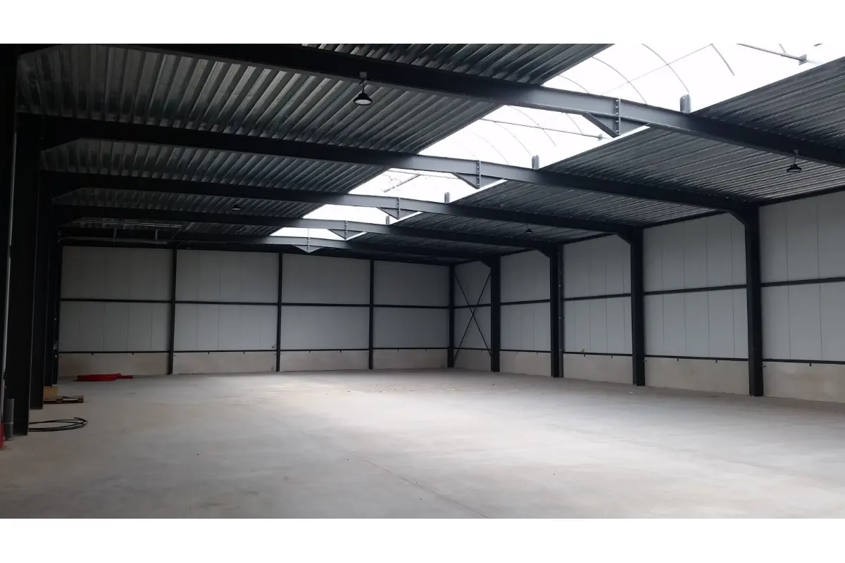 Commerce à louer à Rochefort 5580 1300.00€  chambres m² - annonce 721892