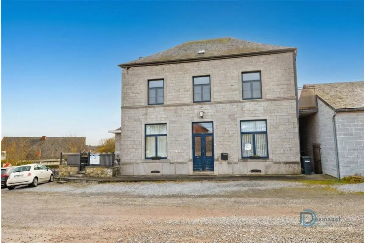 Maison à vendre à Biesmerée 5640 330000.00€ 4 chambres 226.00m² - annonce 723311