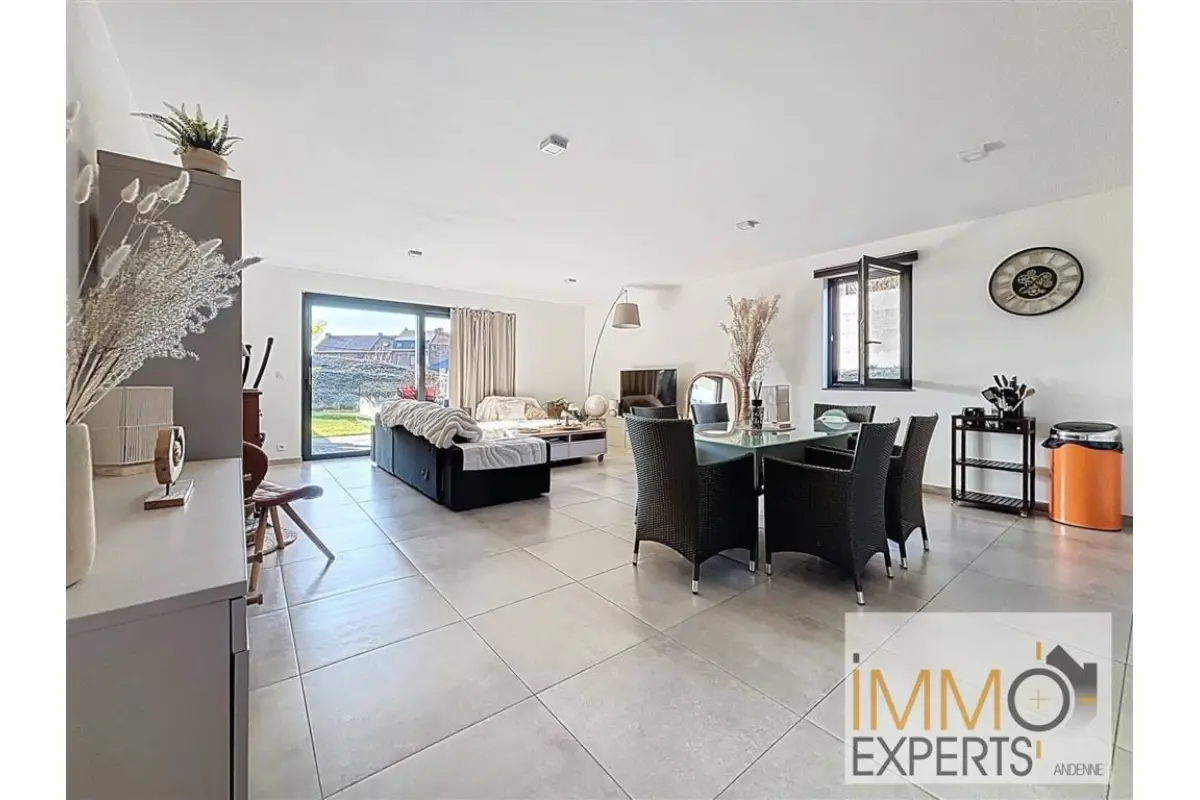 Appartement à louer à Andenne 5300 915.00€ 1 chambres 80.00m² - annonce 725276