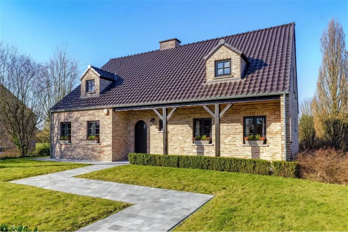 Maison à vendre à Haversin 5590 555000.00€ 4 chambres 260.00m² - annonce 727906