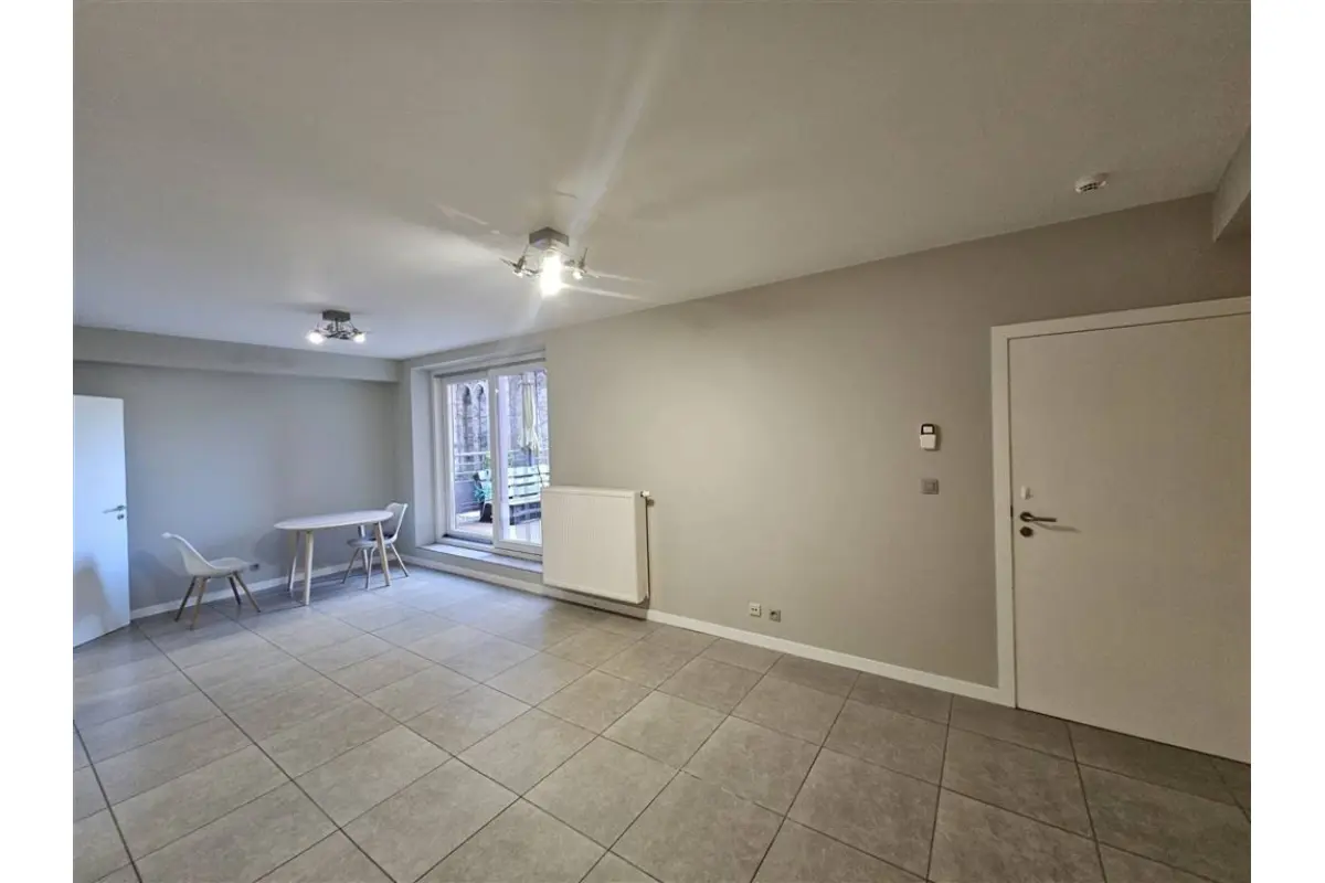 Studio à louer à Namur 5000 600.00€ 1 chambres 37.00m² - annonce 732610