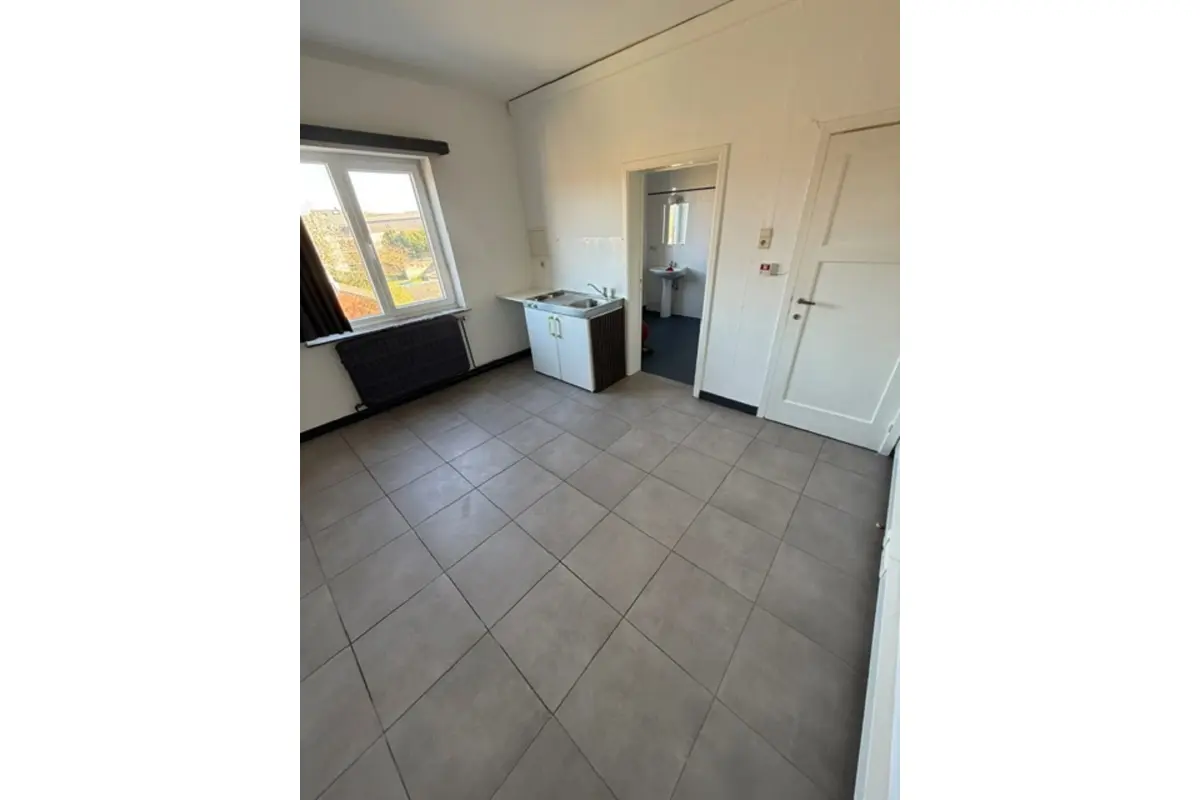 Studio à louer à Namur 5000 420.00€  chambres 20.00m² - annonce 733333