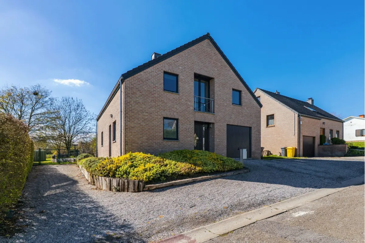 Maison à vendre à Lesve 5170 420000.00€ 4 chambres 177.00m² - annonce 733757