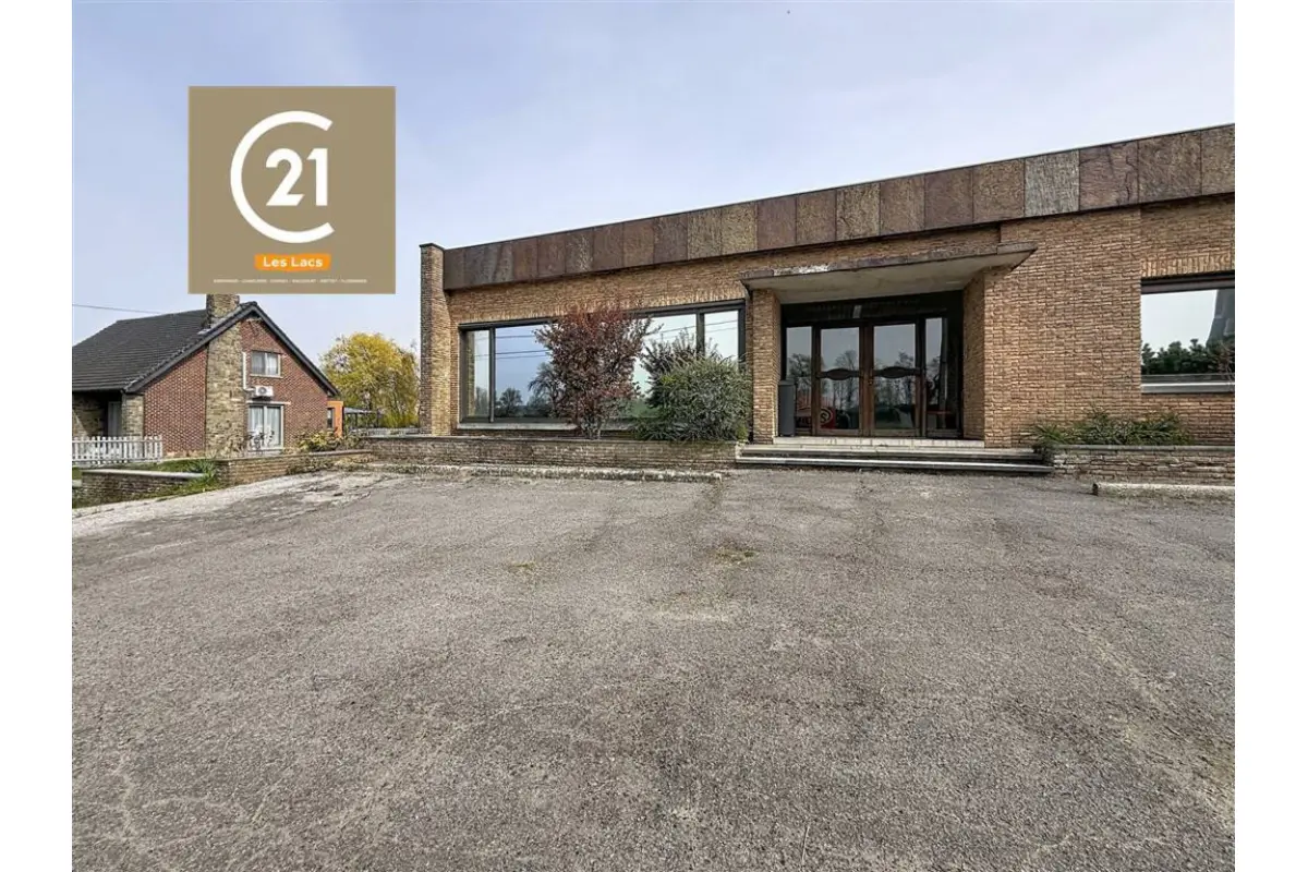 Commerce à louer à Clermont 5650 500.00€  chambres 40.00m² - annonce 735217