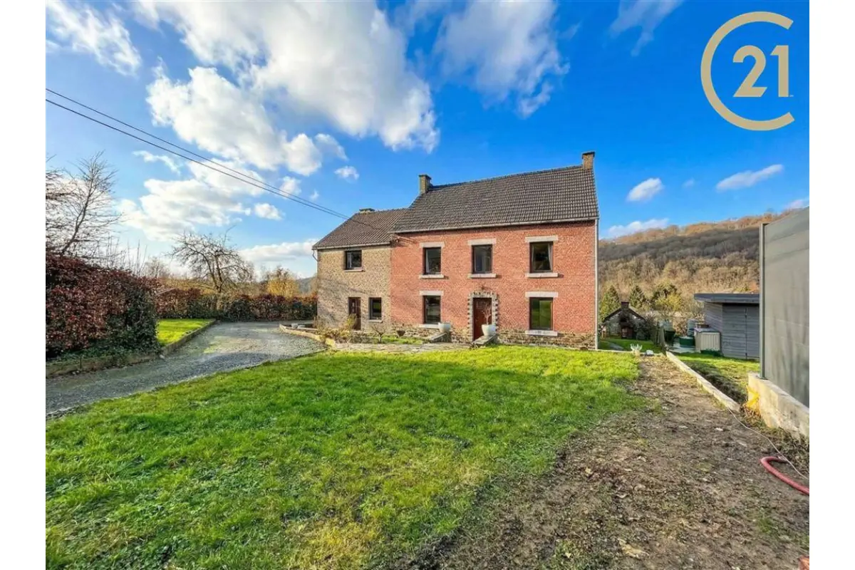 Maison à vendre à Dave 5100 575000.00€ 6 chambres 281.00m² - annonce 735077