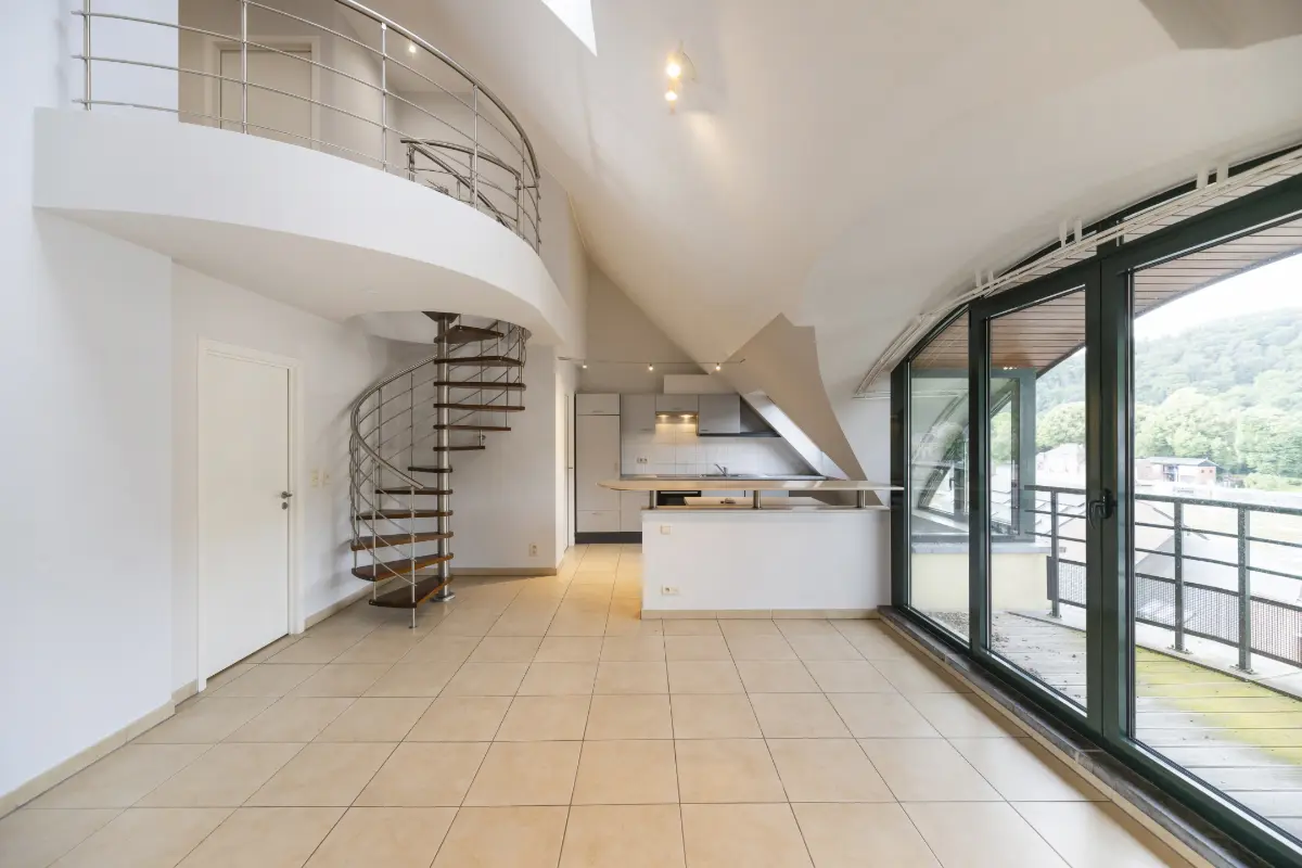 Duplex à vendre à Dave 5100 495000.00€ 2 chambres 200.00m² - annonce 734791