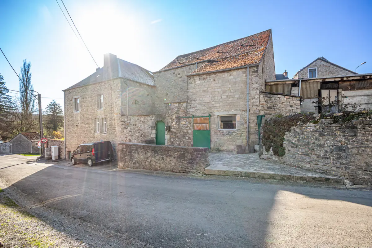Maison à vendre à Treignes 5670 178000.00€ 2 chambres 95.00m² - annonce 735981