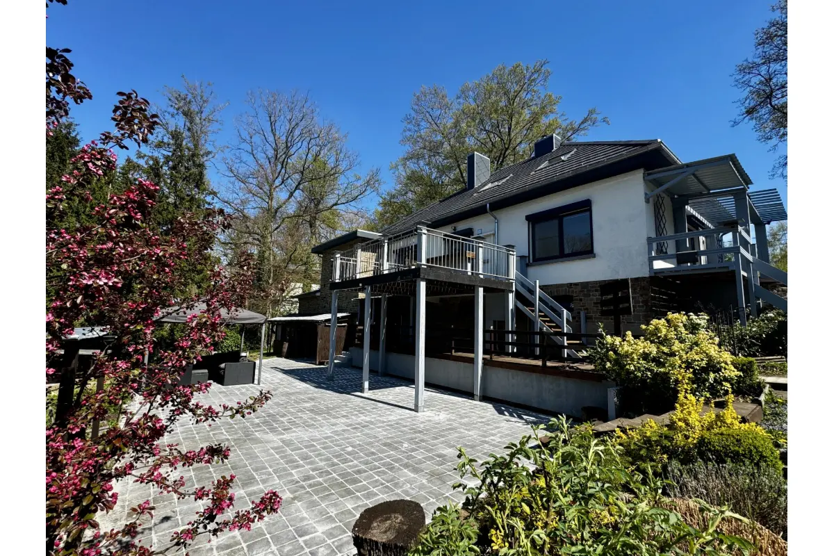 Maison à louer à Namur 5000 2500.00€ 5 chambres 319.00m² - annonce 735957