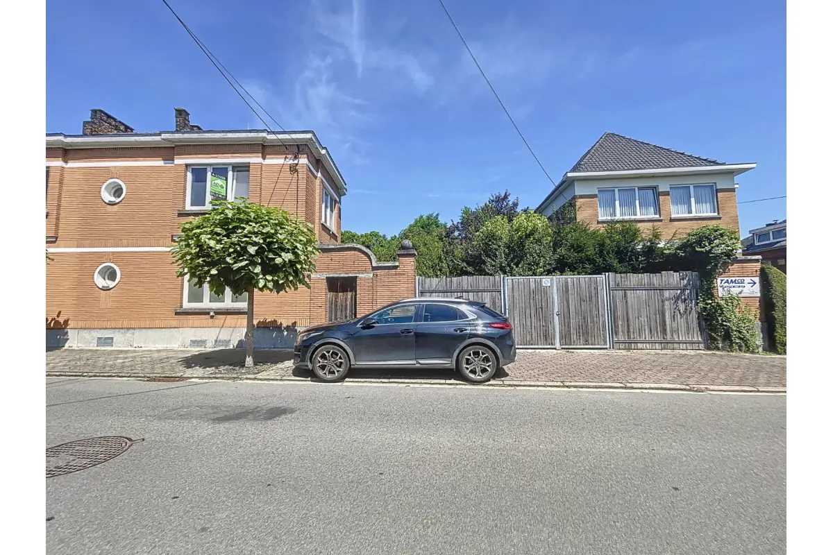 Maison à louer à Sambreville 5060 1100.00€ 3 chambres 140.00m² - annonce 736759