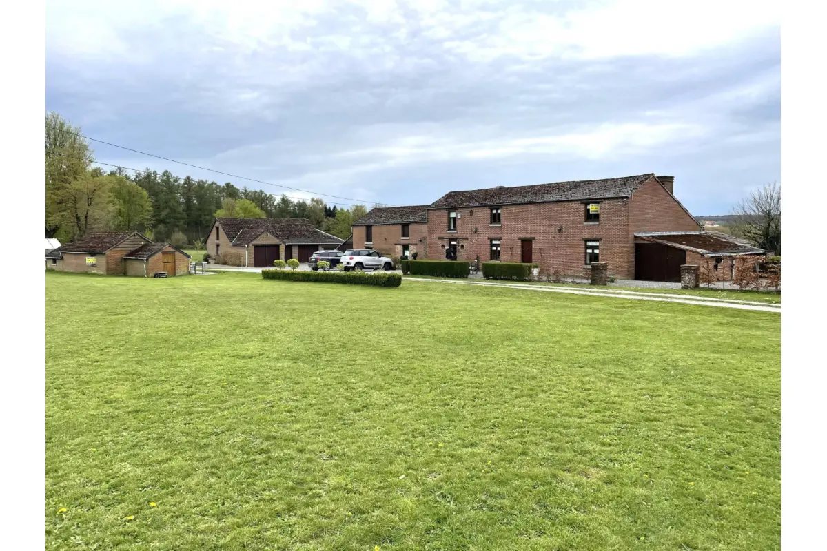 Maison à vendre à Cul-des-Sarts 5660 520000.00€ 5 chambres m² - annonce 736967