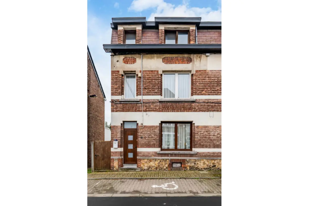 Maison à  à Lodelinsart 6042 249000.00€  chambres 162.00m² - annonce 768968
