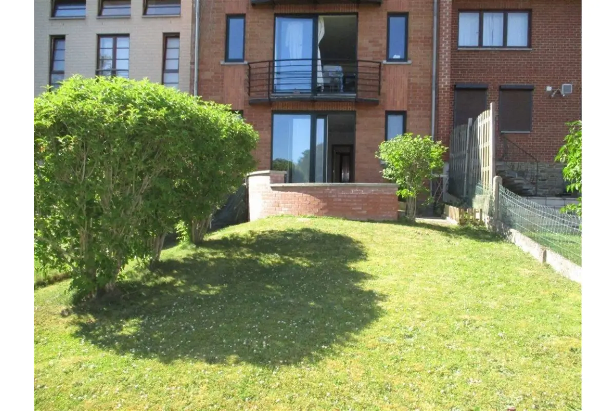 Rez-de-chaussée à  à Belgrade 5001 700.00€ 1 chambres 65.00m² - annonce 737440