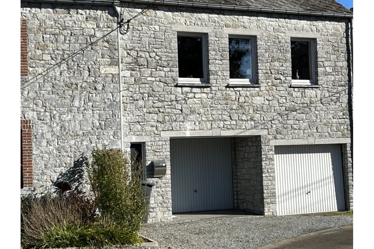 Maison à louer à Barvaux-Condroz 5370 930.00€ 3 chambres 90.00m² - annonce 738877