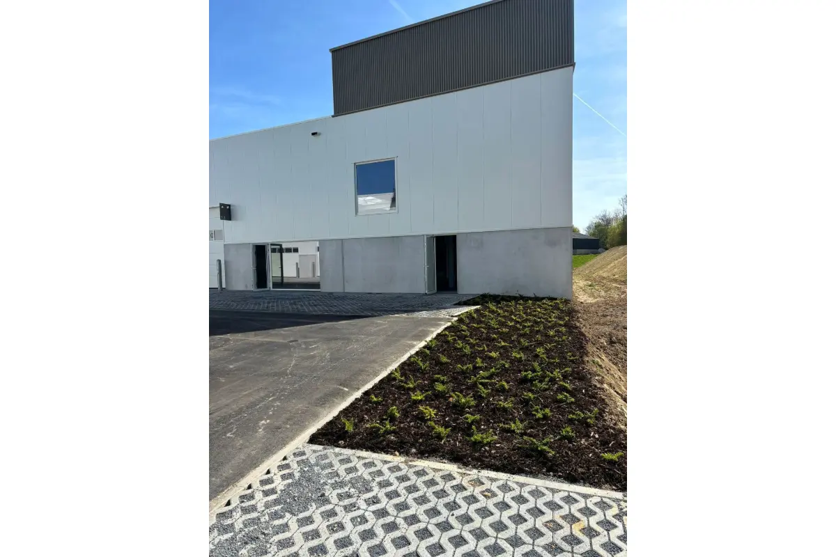 Commerce à vendre à Fernelmont 5380 894900.00€  chambres 620.00m² - annonce 741719