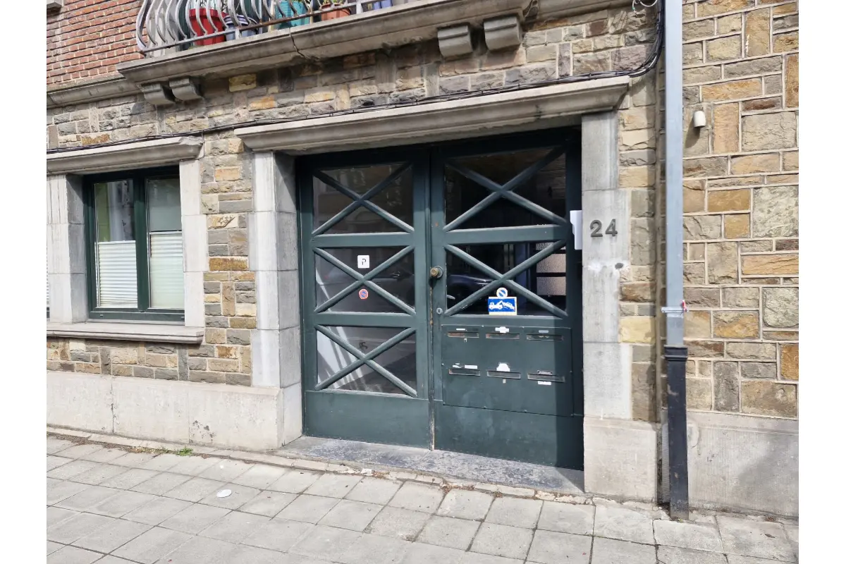 Box à louer à Namur 5000 75.00€  chambres m² - annonce 742598