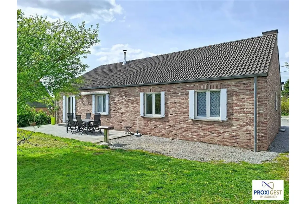 Maison à vendre à Bois-de-Villers 5170 355000.00€ 3 chambres 122.00m² - annonce 744945