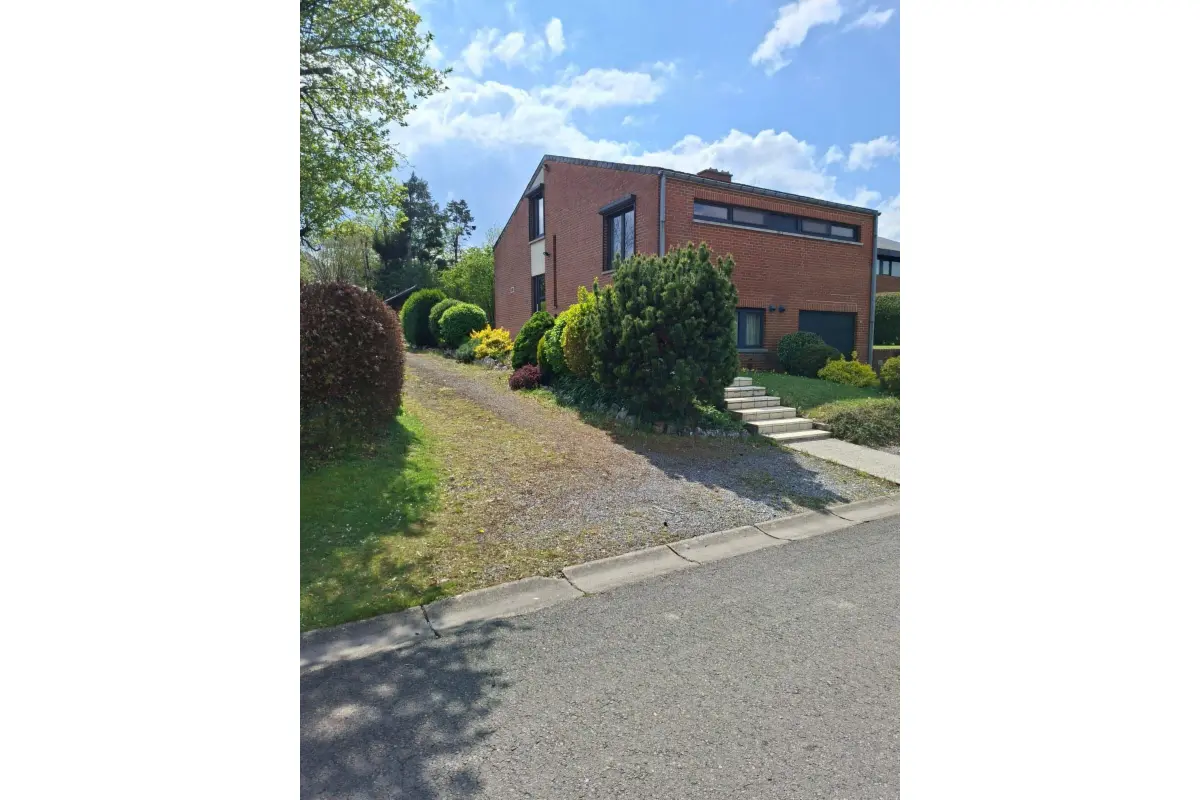 Maison à vendre à Couvin 5660 225000.00€ 4 chambres m² - annonce 745771