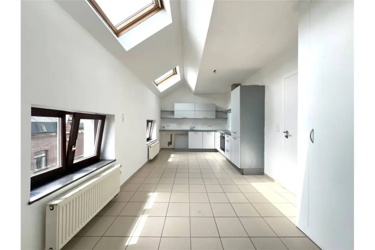 Appartement à louer à Dinant 5500 600.00€ 1 chambres 51.00m² - annonce 745983