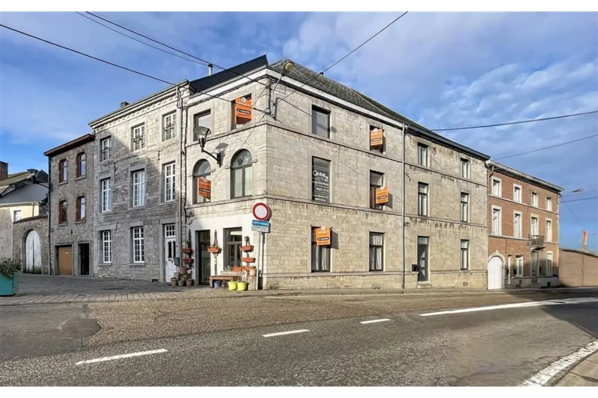 Rez-de-chaussée à vendre à Ciney 5590 110000.00€ 1 chambres 35.00m² - annonce 746579