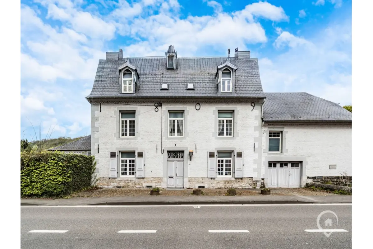 Maison à vendre à Dinant 5500 399000.00€ 8 chambres 326.00m² - annonce 746665