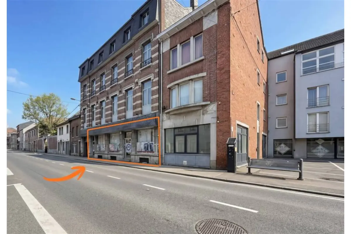 Commerce à vendre à Ciney 5590 250000.00€ 1 chambres 173.00m² - annonce 746722