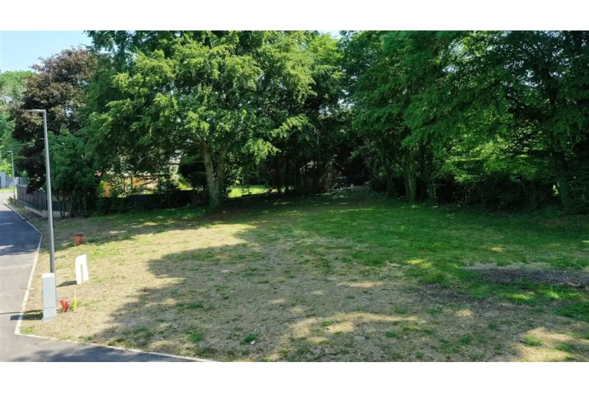 Terrain à  à Arsimont 5060 110000.00€  chambres m² - annonce 747843
