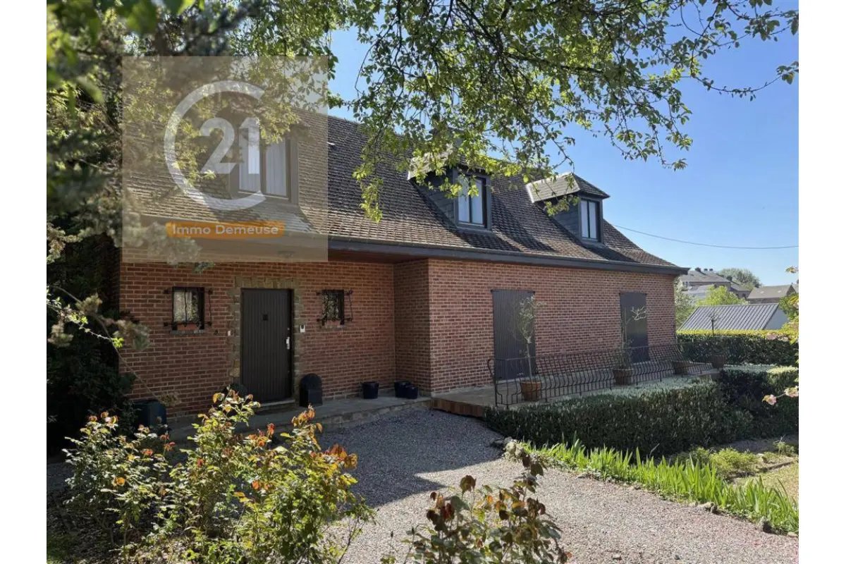 Maison à vendre à Rochefort 5580 349000.00€ 3 chambres 288.29m² - annonce 750217
