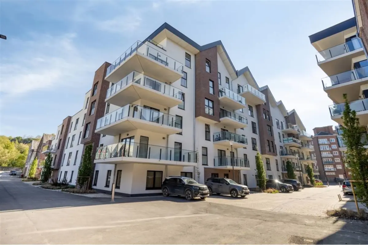 Appartement à louer à Namur 5000 930.00€ 2 chambres 81.00m² - annonce 749804