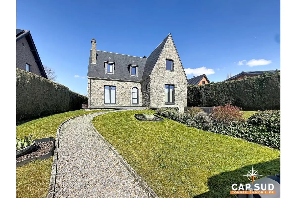 Maison à vendre à Vedrin 5020 435000.00€ 4 chambres 162.00m² - annonce 751832