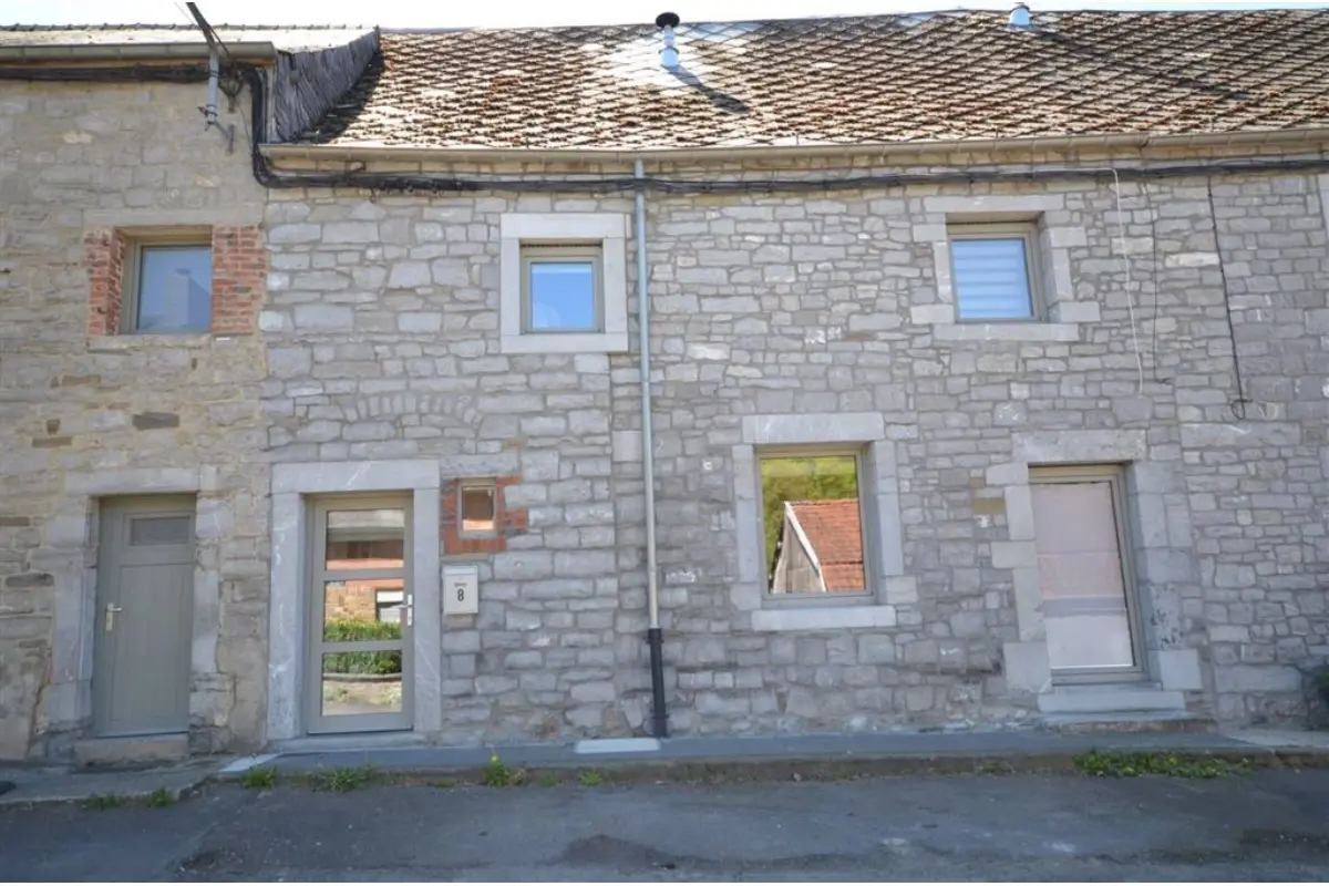 Maison à louer à Petigny 5660 850.00€ 3 chambres m² - annonce 751957