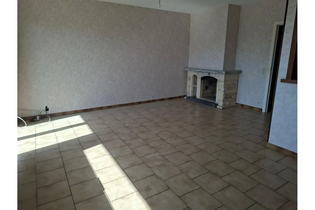 Appartement à vendre à Ciney 5590 185000.00€ 2 chambres m² - annonce 752188