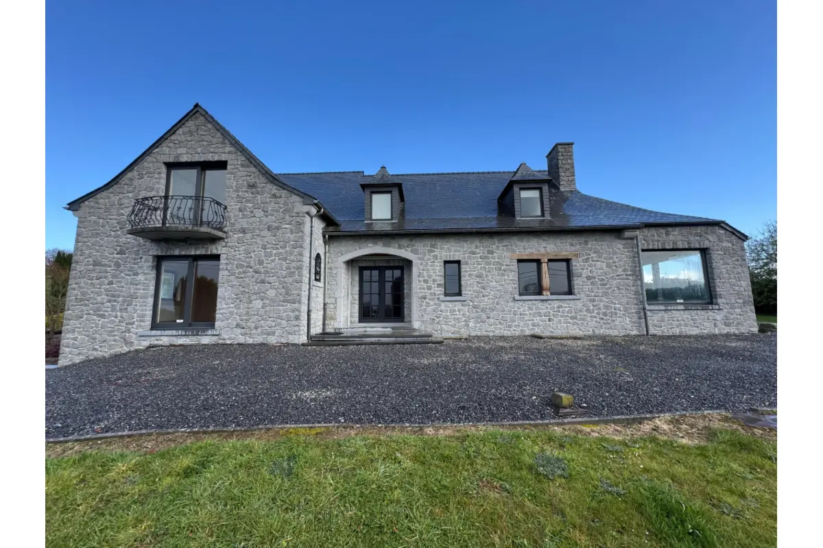 Villa à vendre à Onhaye 5520 499000.00€ 4 chambres 330.00m² - annonce 753238