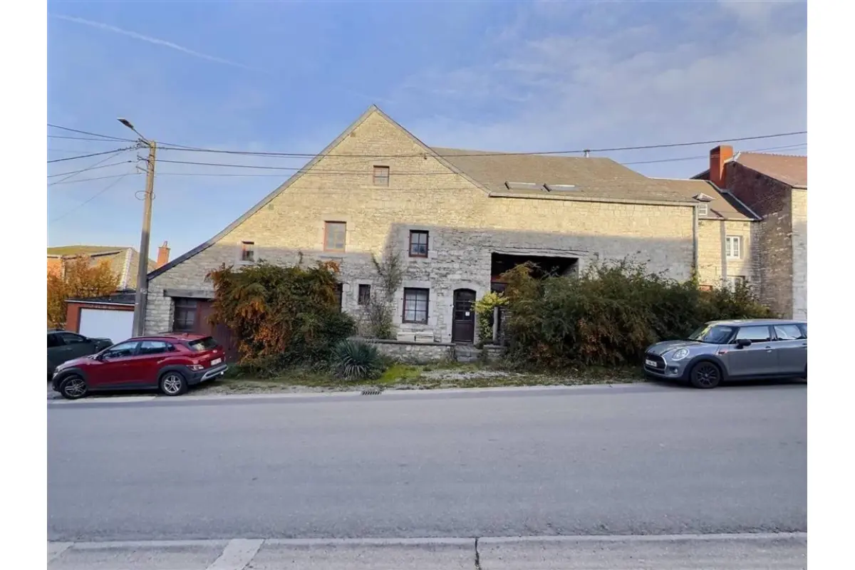 Immeuble mixte à vendre à Doische 5680 420000.00€ 6 chambres m² - annonce 753644